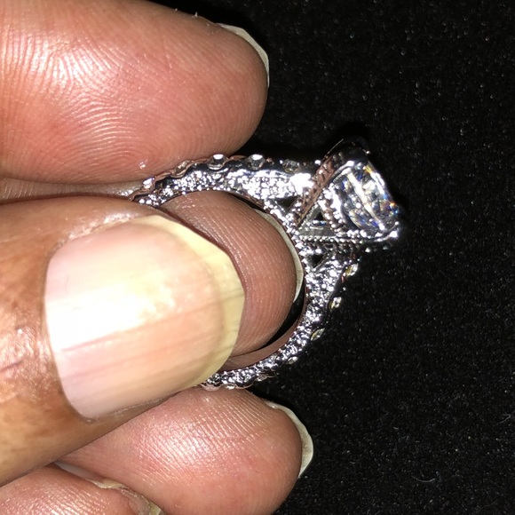 SOLD Ring Engagement - Picture 4 of 8